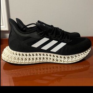 New Men’s Adidas 4DFWD 2 M running shoes